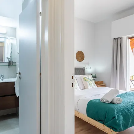 Radiant 1-bedroom In 아파트
